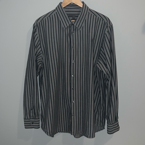 Old Navy Other - LONG SLEEVE BUTTON UP SHIRT (XL)